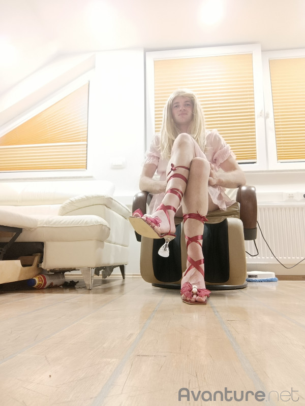 Podrejena cd sissy za dame